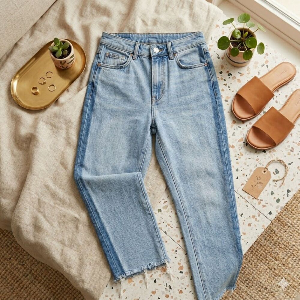 PacSun 90's Inspired Side Stripe Mom Jeans | Raw Hem | Size 23